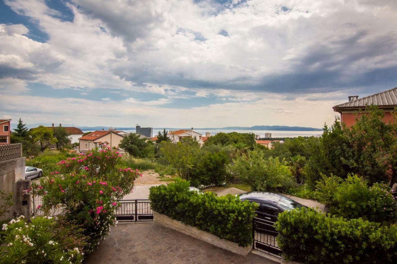 Apartment Vida - Amazing Place With Garden And Terrace Риека Экстерьер фото